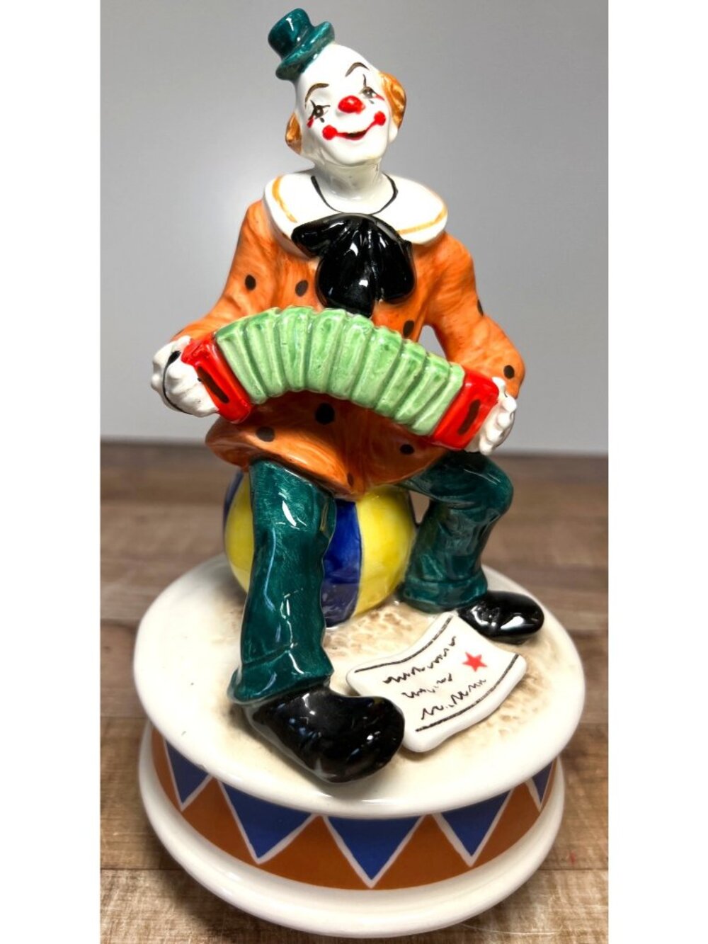 VTG SCHMID Hand-painted Clown Musician Revolving Music Box Porcelain  J. Yamada